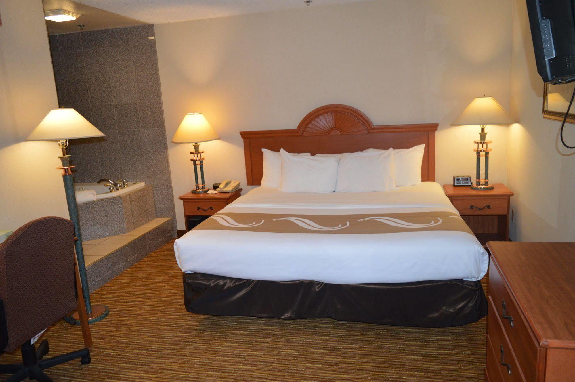 Quality Inn & Suites Lacey Olympia Dış mekan fotoğraf